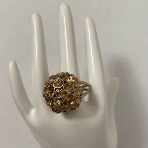 Vintage women vintage brass yellow crystal statement cocktail ring. Size 8. Used